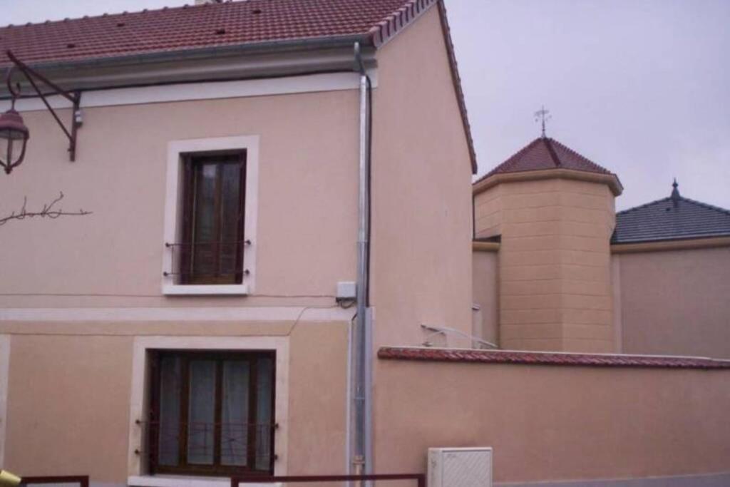 Maison Montfermeilloise Entre Paris Et Disneyland Exterior foto